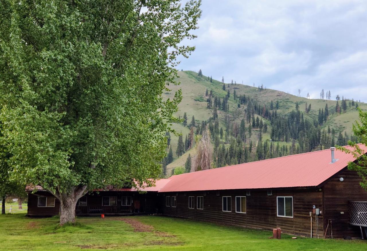 Southfork Lodge - Riverside Inn Lowman Dış mekan fotoğraf